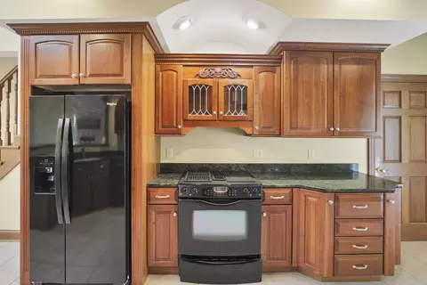 Kitchen - 1200 Willow Rd, Springfield, OH 45502 photo 4 of 6