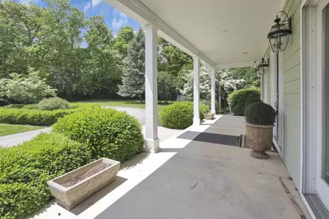 Exterior - 1200 Willow Rd, Springfield, OH 45502 photo 4 of 11