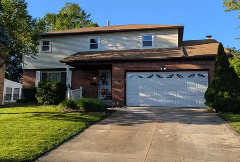 1213 Slade Ave, Columbus, OH 43235