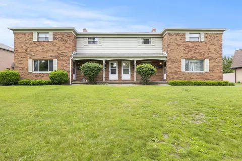 4865-4873 Dierker Rd, Columbus, OH 43220