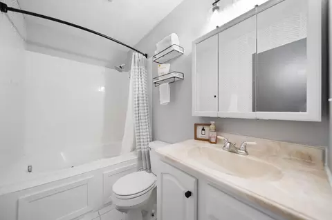 Bath - 4959 Hughes Rd, Prospect, OH 43342 photo 1 of 5