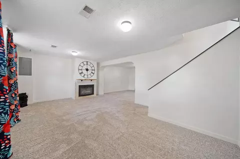 Living - 4959 Hughes Rd, Prospect, OH 43342 photo 7 of 9