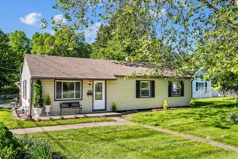 225 W Heffner St, Delaware, OH 43015