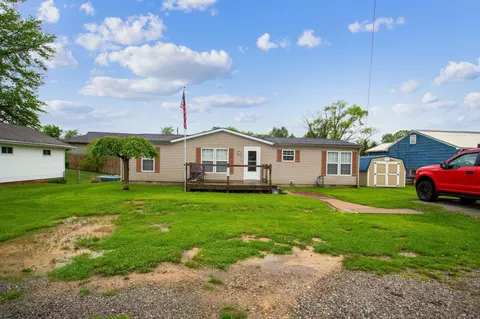 49 May Ave, Chauncey, OH 45719