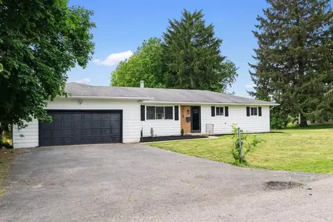 215 Stockbridge Rd, Columbus, OH 43207