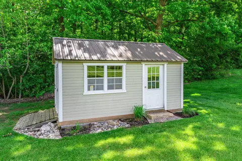 320 Woodview Dr, Springfield, OH 45504 photo 40
