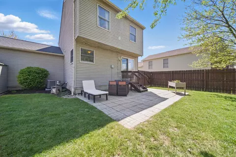 Exterior - 4097 Garrard Dr, Obetz, OH 43207 photo 8 of 10