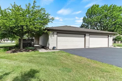 2744 Brittany Oaks Blvd, Hilliard, OH 43026