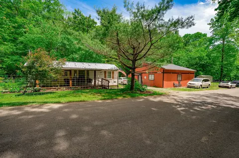2719 Sulphur Lick Rd, Chillicothe, OH 45601