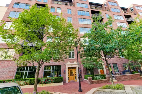 251 Daniel Burnham Sq #703, Columbus, OH 43215