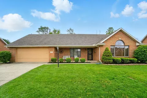 1775 Fox Ridge Dr, Springfield, OH 45503