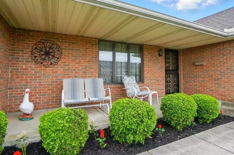 Exterior - 1775 Fox Ridge Dr, Springfield, OH 45503 photo 13 of 13