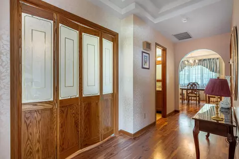 Entry Way - 1775 Fox Ridge Dr, Springfield, OH 45503 photo 1 of 1
