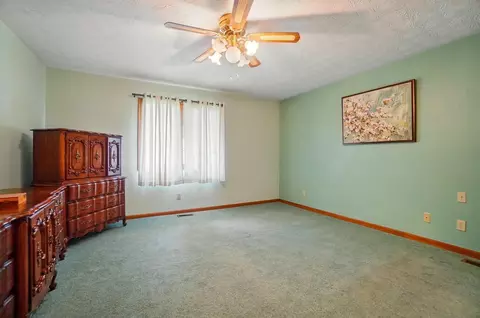 Bedroom - 1775 Fox Ridge Dr, Springfield, OH 45503 photo 3 of 3