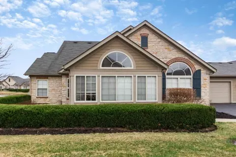6681 Lakeview Cir, Canal Winchester, OH 43110
