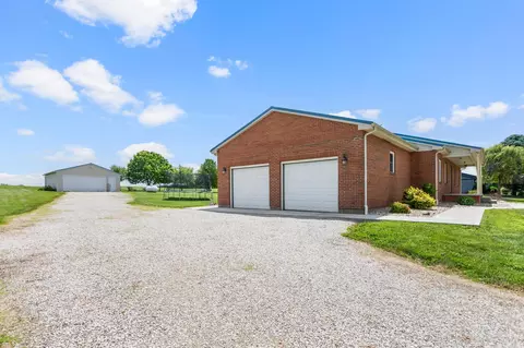 29938 Wolfe Rd, Circleville, OH 43113 photo 16
