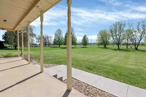 29938 Wolfe Rd, Circleville, OH 43113 photo 8