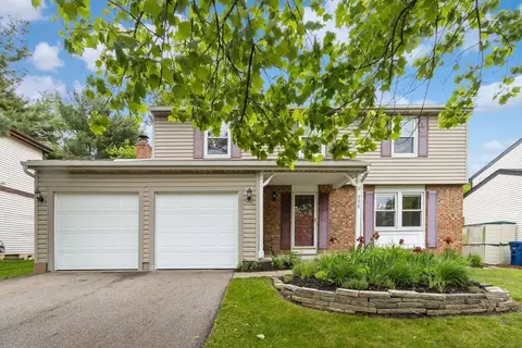998 Timberbank Dr, Westerville, OH 43081
