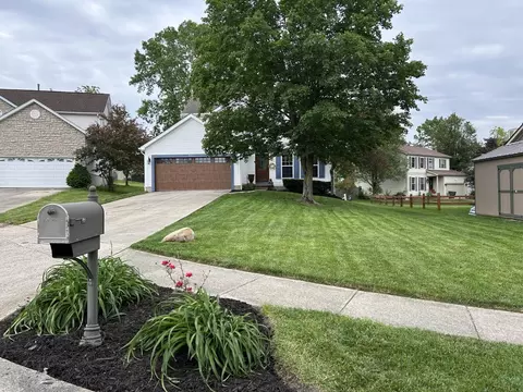 5321 Longshadow Dr, Westerville, OH 43081