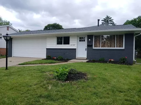 2489 Lipton Rd, Columbus, OH 43232