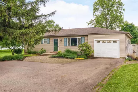 109 Williams Rd, Columbus, OH 43207