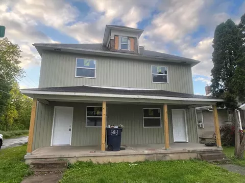 1105 E 1107 E Chestnut St, Lancaster, OH 43130