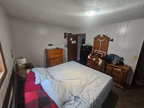 Bedroom - 463 Scranton Ave, Marion, OH 43302 photo 3 of 3