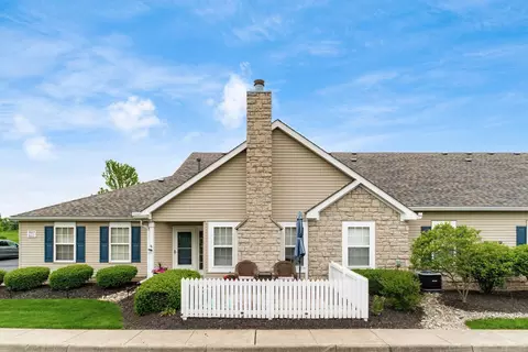 6621 Eagle Ridge Ln #9C, Canal Winchester, OH 43110