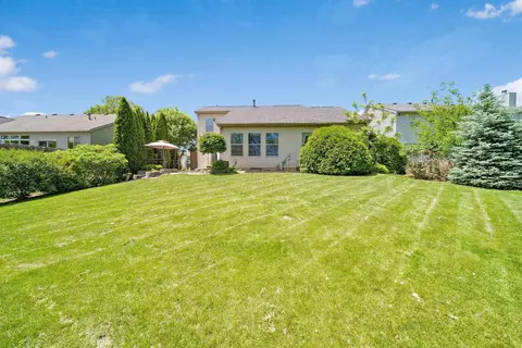 Exterior - 272 Trail E, Pataskala, OH 43062 photo 11 of 12