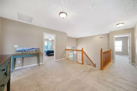 Entry Way - 272 Trail E, Pataskala, OH 43062 photo 4 of 8