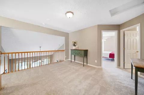 Entry Way - 272 Trail E, Pataskala, OH 43062 photo 5 of 8