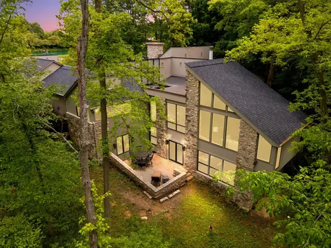 255 Partridge Bnd, Powell, OH 43065