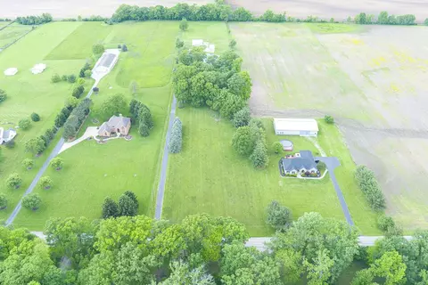 8430 Patterson Rd, Hilliard, OH 43026