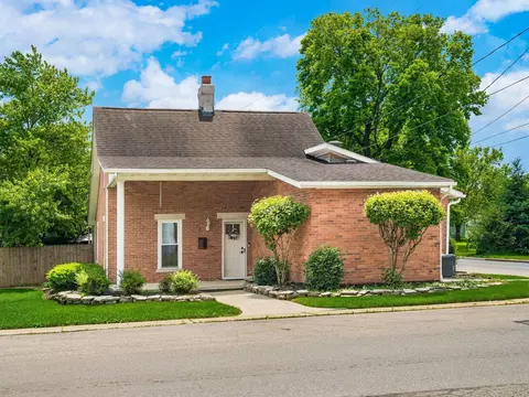 193 W Pearl St, West Jefferson, OH 43162