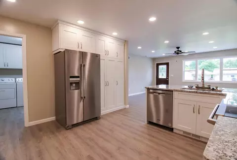 Kitchen - 1541 Taft St, Marion, OH 43302 photo 2 of 5