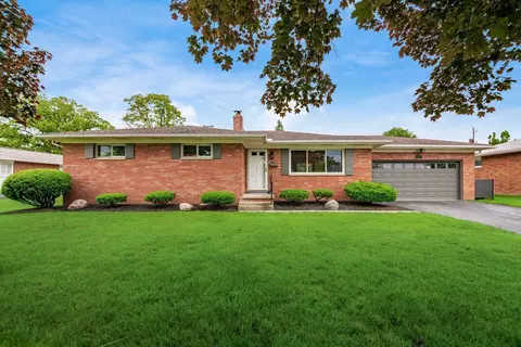 2577 Melane Ave, Grove City, OH 43123