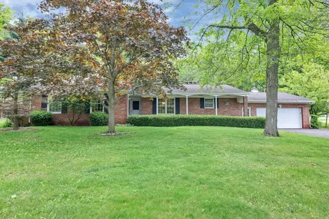 3170 Beverly Ln, Ontario, OH 44903