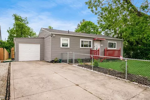 4351 Broadhurst Dr, Columbus, OH 43213