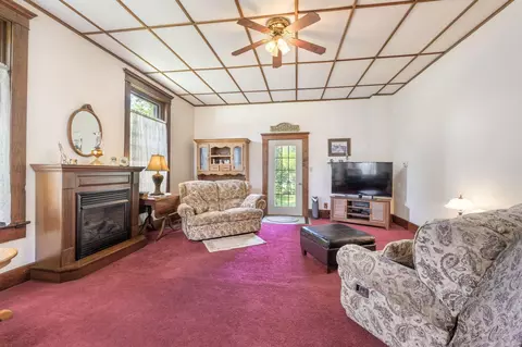 Living - 162 W Main St, Waldo, OH 43356 photo 1 of 5