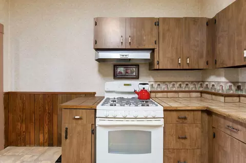 Kitchen - 162 W Main St, Waldo, OH 43356 photo 4 of 6