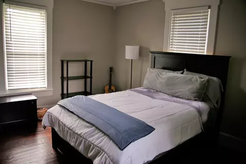 Bedroom - 632 E 5th Ave, Lancaster, OH 43130 photo 1 of 5