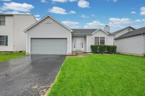 7209 Oliver Winchester Dr, Canal Winchester, OH 43110