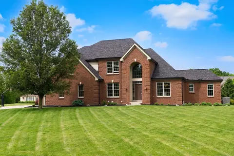 8600 Bakircay Ln, Powell, OH 43065
