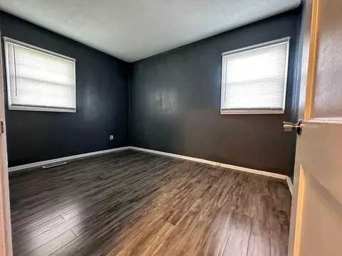 Bedroom - 2683 Allen Dr, Springfield, OH 45505 photo 3 of 3