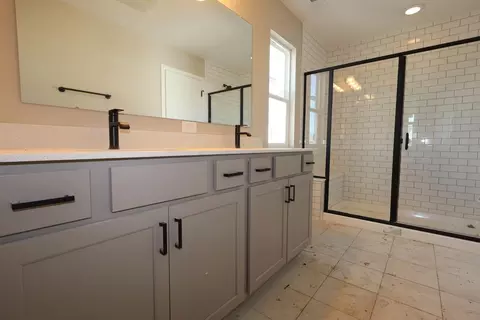 Bath - 7012 Unitas Loop, Powell, OH 43065 photo 1 of 2