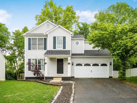 3523 Spring Branch Dr, Grove City, OH 43123