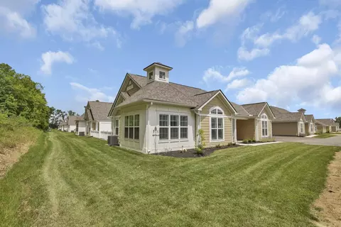 132 Narragansett Dr, Hebron, OH 43025