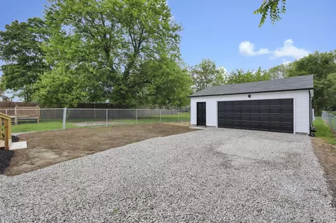 Exterior - 672 Silver St, Marion, OH 43302 photo 17 of 17