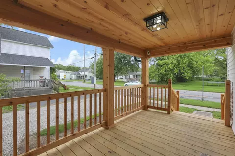 Exterior - 672 Silver St, Marion, OH 43302 photo 6 of 17