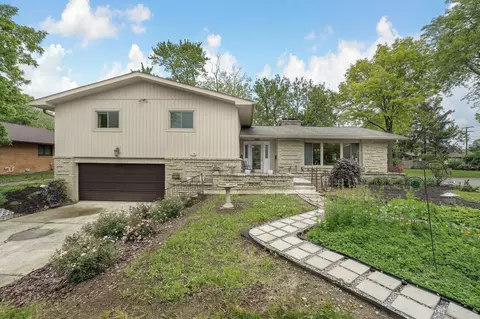 2740 Sonata Dr, Columbus, OH 43209